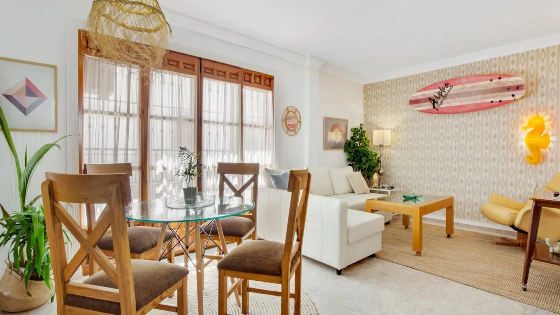 Apartment In Heart Of Torremolinos 0*,